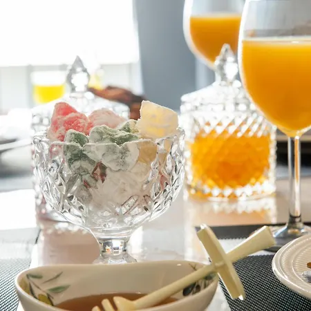 Oikos Luxury Lägenhet *